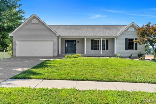 7196 Heald Dr, O Fallon, MO, 63368-9640 | Card Image