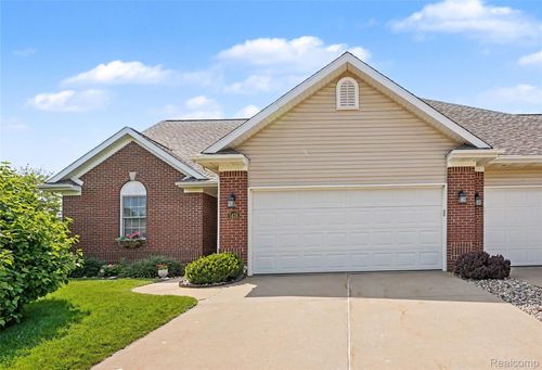 5478 Red Oak Ct, Linden, MI, 48451-8833 | Card Image