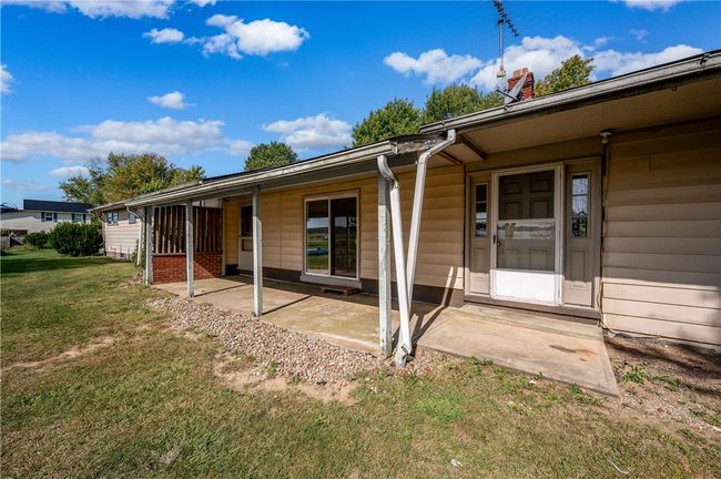 Back patio | Image 9