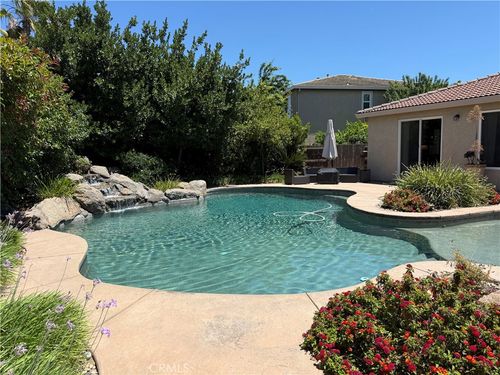 9190 Hunters Creek Way, Chowchilla, CA, 93610-8020 | Card Image