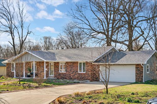 2669 S Catalina Ave, Springfield, MO, 65804-4164 | Card Image