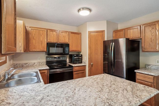 12840 288 Th St, House other with 4 bedrooms, 3 bathrooms and null parking in Lindstrom MN | Image 19