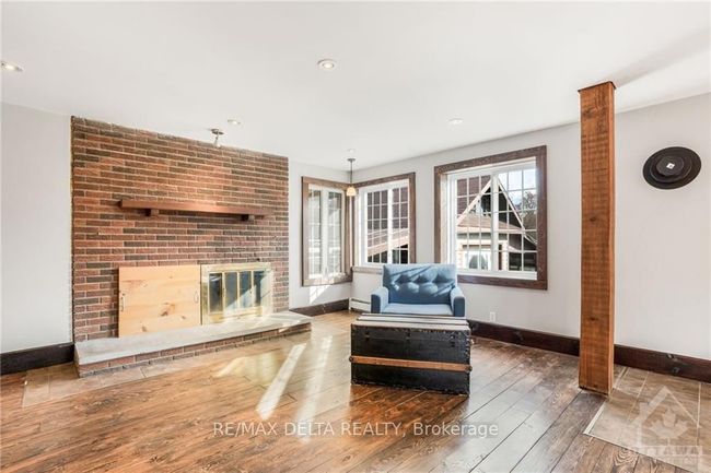 1015 Labrosse St, House other with 5 bedrooms, 2 bathrooms and 8 parking in Saint Eugene ON | Image 17