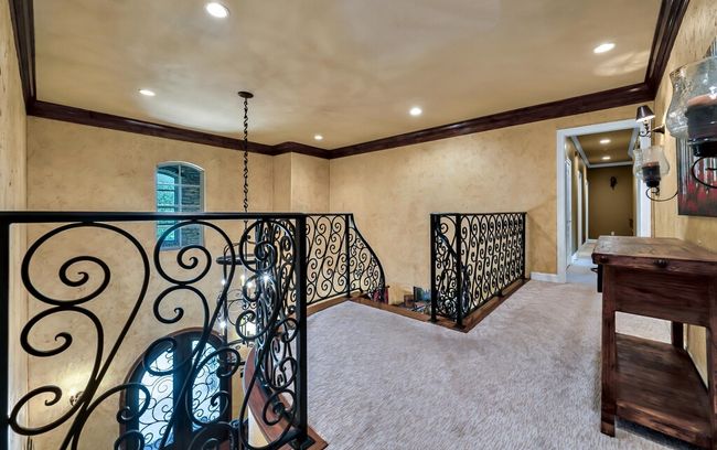 565 Lost Hunters Cyn, House other with 5 bedrooms, 5 bathrooms and 3 parking in China Spring TX | Image 36