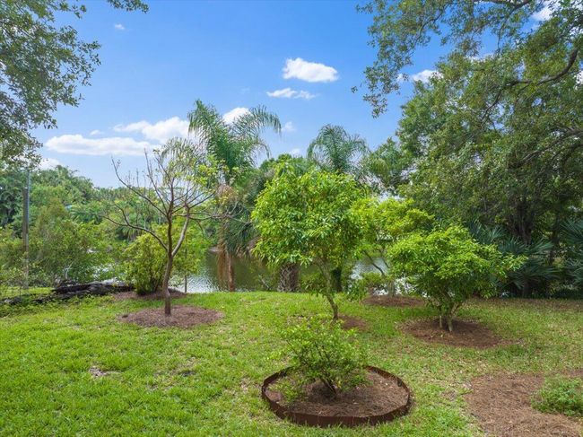 632 Concha Dr, House other with 3 bedrooms, 2 bathrooms and null parking in SEBASTIAN FL | Image 57