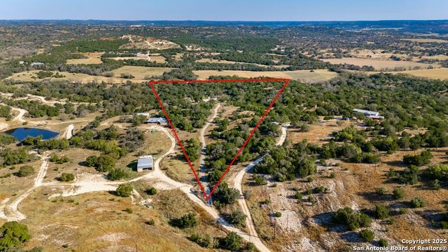 135 Feather Ridge Rd, House other with 3 bedrooms, 2 bathrooms and null parking in Center Point TX | Image 4