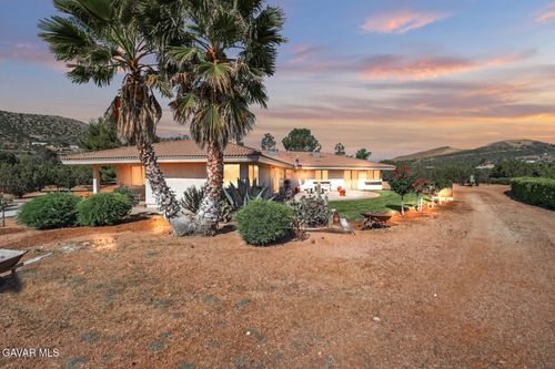 6020 Valley Sage Rd, Acton, CA, 93510-1028 | Card Image
