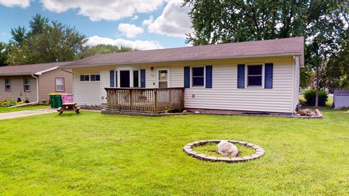 908 S 3rd Ave, Albert Lea, MN, 56007-1917 | Card Image