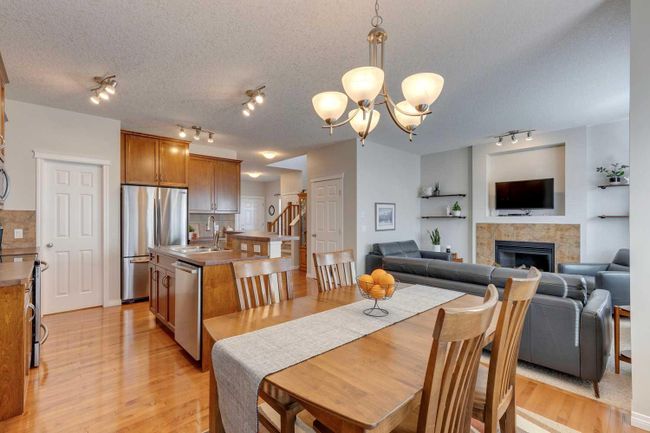 74 Kinlea Way Nw, Home with 3 bedrooms, 2 bathrooms and 4 parking in Calgary AB | Image 14