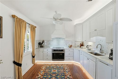 10-3231 Horse Carriage Way, NAPLES, FL, 34105-2840 | Card Image