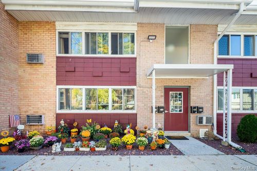 5d-400 Fulton, Oyster Bay, NY, 11735 | Card Image