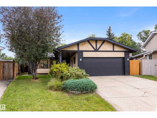 3920 47 St Nw, Edmonton, AB, T6L4B8 | Card Image