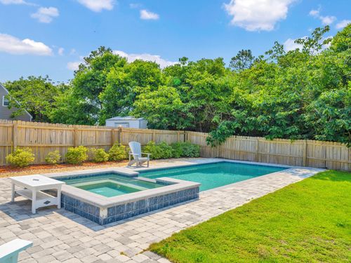 125 Malaga Pl, Panama City Beach, FL, 32413-1637 | Card Image