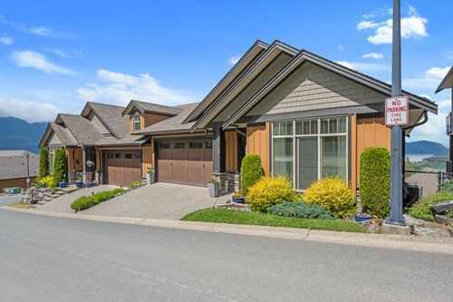 28-43540 Alameda Dr, Chilliwack, BC, V2R0J9 | Card Image