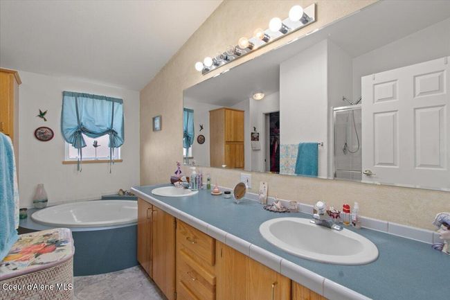 568 W Myriah Loop, House other with 3 bedrooms, 2 bathrooms and null parking in Coeur D Alene ID | Image 20