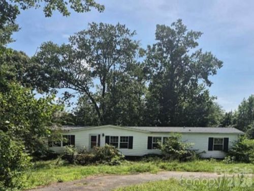 4831 Broken Pine Ln, Granite Falls, NC, 28630-9554 | Card Image