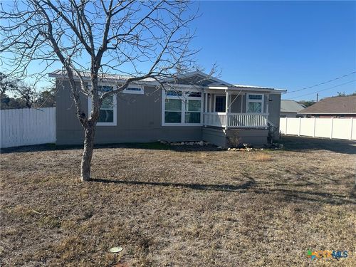 908 Henry St, Cuero, TX, 77954-2623 | Card Image