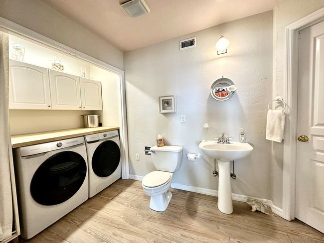 660 1 St St, House other with 3 bedrooms, 4 bathrooms and null parking in CEDAR KEY FL | Image 34