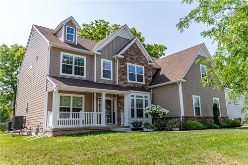 2668 Hollow View Dr, Forks Twp, PA, 18040-7568 | Card Image