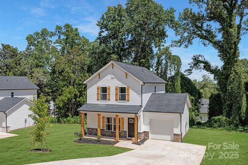 112 N Gould Ave, Bessemer City, NC, 28016-2400 | Card Image