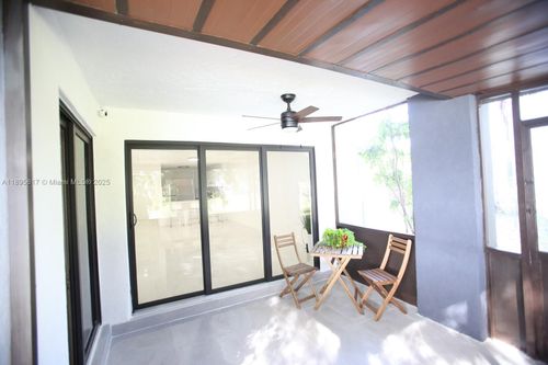 apt-105-510 W Park Dr, Miami, FL, 33172-5307 | Card Image