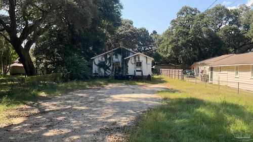 5931 Muldoon Rd, Pensacola, FL, 32526-1618 | Card Image