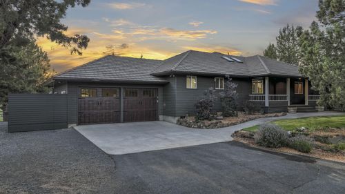 62043 Warbow Pl, Bend, OR, 97701-9365 | Card Image