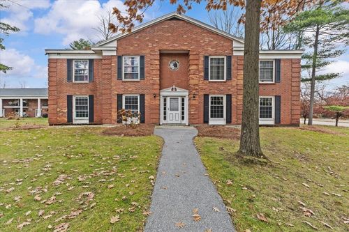 apt-29-100 Kennedy Dr, South Burlington, VT, 05403-7246 | Card Image