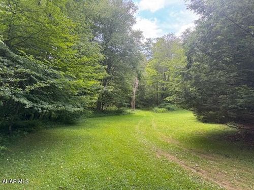 000 Puritan Rd, Portage, PA, 15946 | Card Image