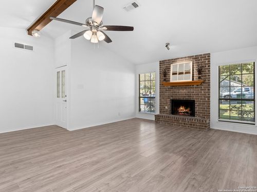 4410 Pebble Hl, San Antonio, TX, 78217-1834 | Card Image