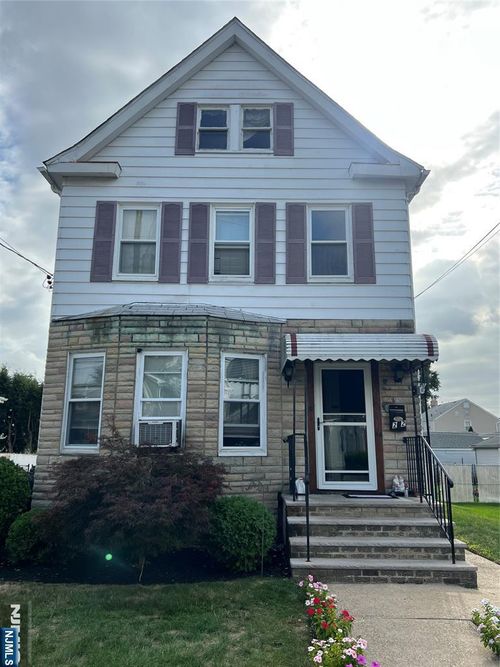 252 Oriental Pl, Lyndhurst, NJ, 07071-1703 | Card Image