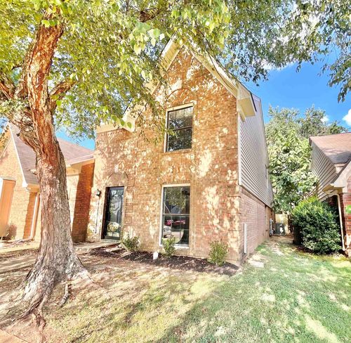 1646 Oaken Bucket Dr, Cordova, TN, 38016-8579 | Card Image