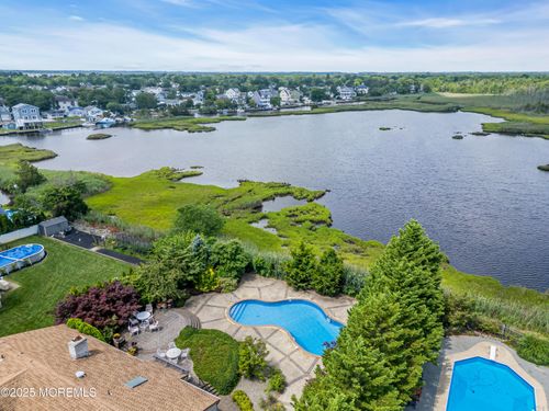 62 Sunrise Blvd, Toms River, NJ, 08753-2057 | Card Image