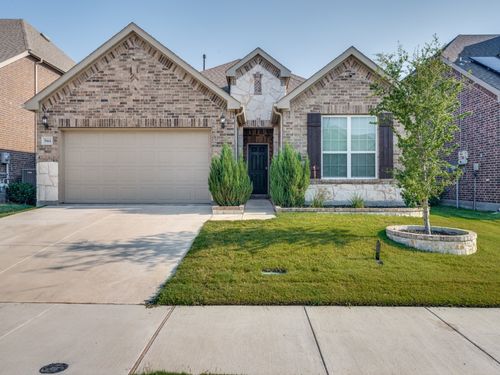 944 Crest Breeze Dr, Haslet, TX, 76052-6184 | Card Image
