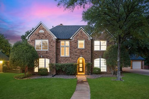545 Oak Hill Dr, Southlake, TX, 76092-6133 | Card Image