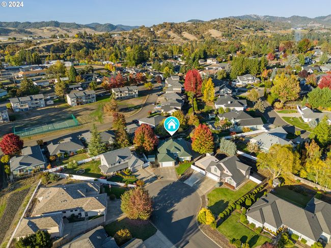 217 Christopher Ct, House other with 3 bedrooms, 2 bathrooms and 2 parking in Winchester OR | Image 23