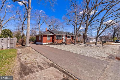 412 Prospect Ave, Pine Beach, NJ, 08741-1107 | Card Image