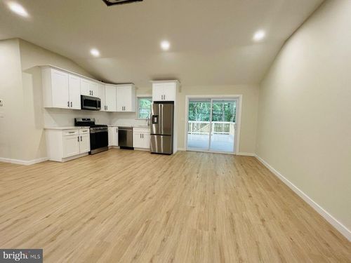 114 Brewster Way, East Stroudsburg, PA, 18301-8993 | Card Image