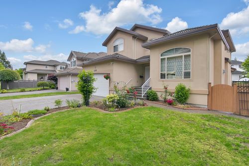 6188 127 St, Surrey, BC, V3X3M6 | Card Image