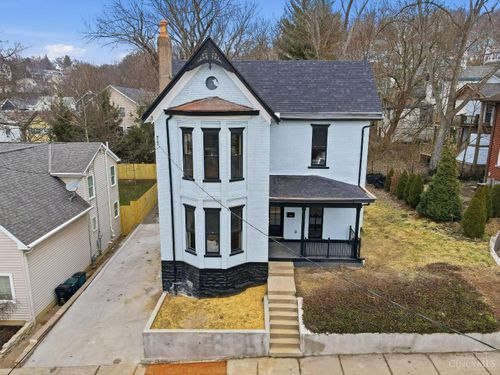 3634 Columbia Pkwy, Cincinnati, OH, 45226-2111 | Card Image