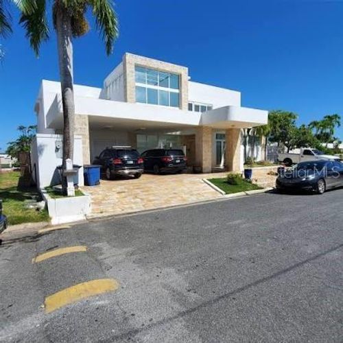 f-19-Vistamar Marina Este Jaen Street, CAROLINA, PR, 00983 | Card Image