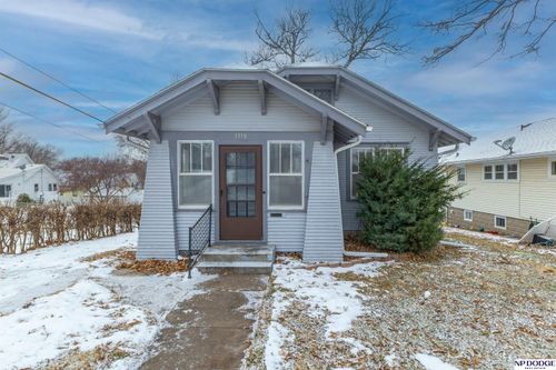 1110 S 43rd St, Omaha, NE, 68105-1719 | Card Image