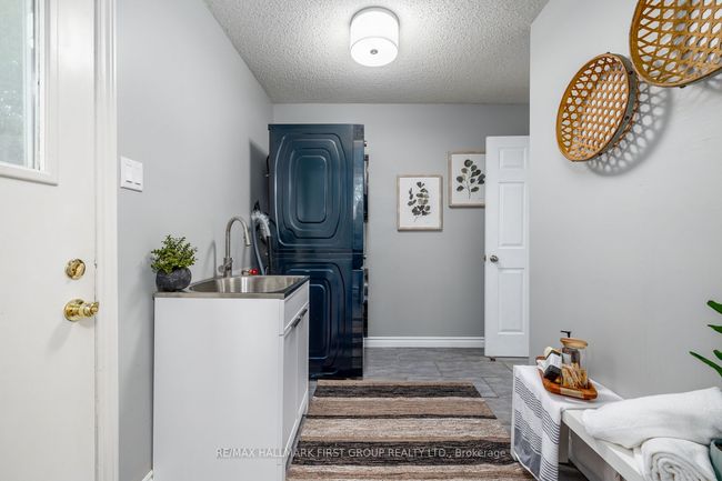 165 Iroquois Ave, House other with 4 bedrooms, 3 bathrooms and 4 parking in Oshawa ON | Image 21