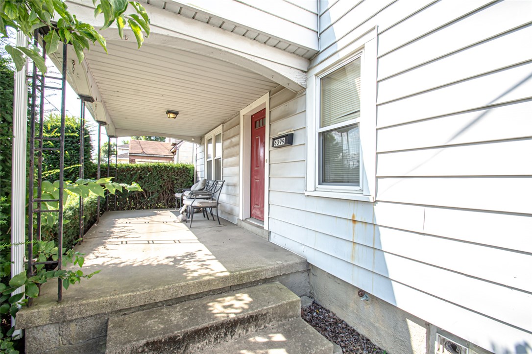 Residential Income in Middletown 5