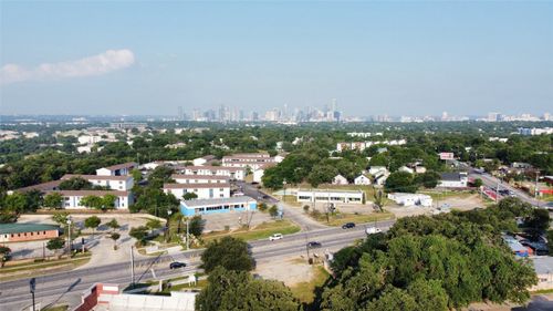 1191 Ridge Dr, Austin, TX, 78721-1035 | Card Image