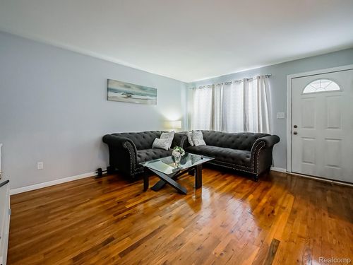 34508 Bock St, Westland, MI, 48185-3507 | Card Image