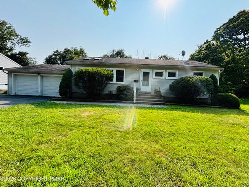 77 Ransberry Ave, East Stroudsburg, PA, 18301-2616 | Card Image