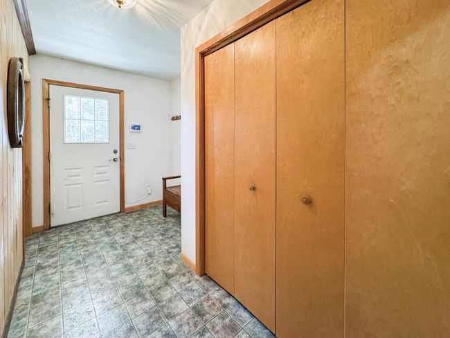 Front Entryway | Image 33