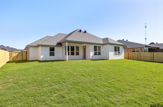 217 August Drive, House other with 4 bedrooms, 2 bathrooms and null parking in Bullard TX | Image 33