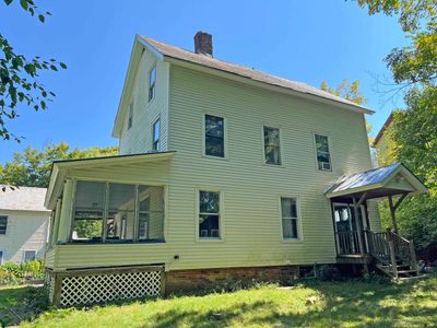 140 Washington Street, House other with 4 bedrooms, 2 bathrooms and null parking in Brattleboro VT | Image 2